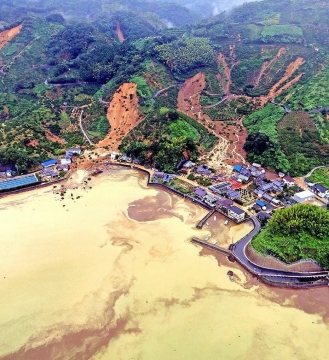 愛媛県大雨特別警報　肱川氾濫・洪水・土砂崩れ　大洲市、西予市、宇和島市被害