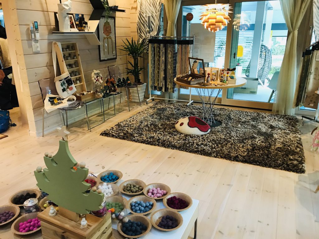 北欧フィンランドのログハウス 住宅が　北欧雑貨展・北欧雑貨店　に早変わり！