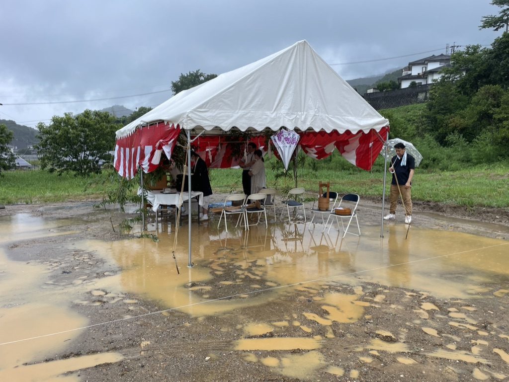 大洲市の自由設計北欧住宅　フィンランドログハウス＆ホームサウナ付き　地鎮祭